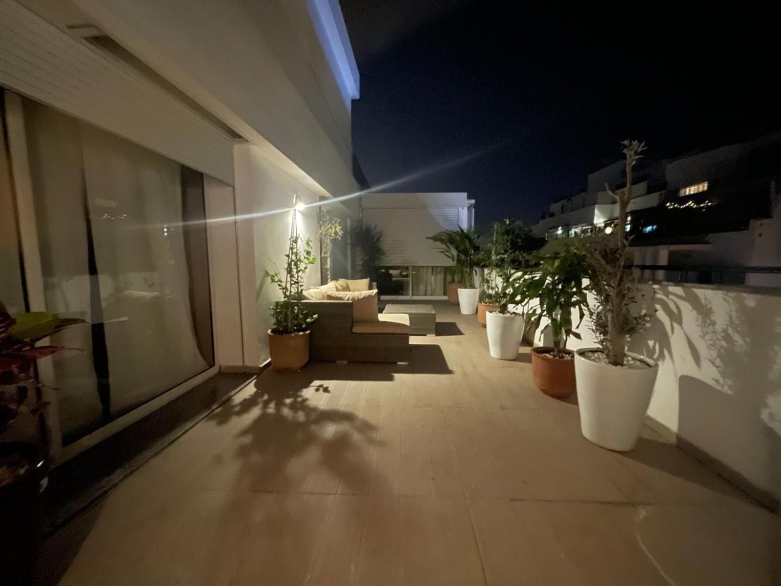 Central, Terrasse, Confortable - Bleue Residence Casablanca Extérieur photo