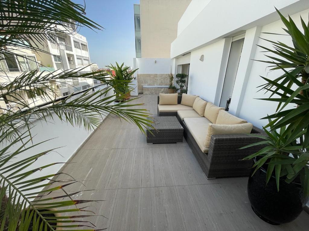 Central, Terrasse, Confortable - Bleue Residence Casablanca Extérieur photo