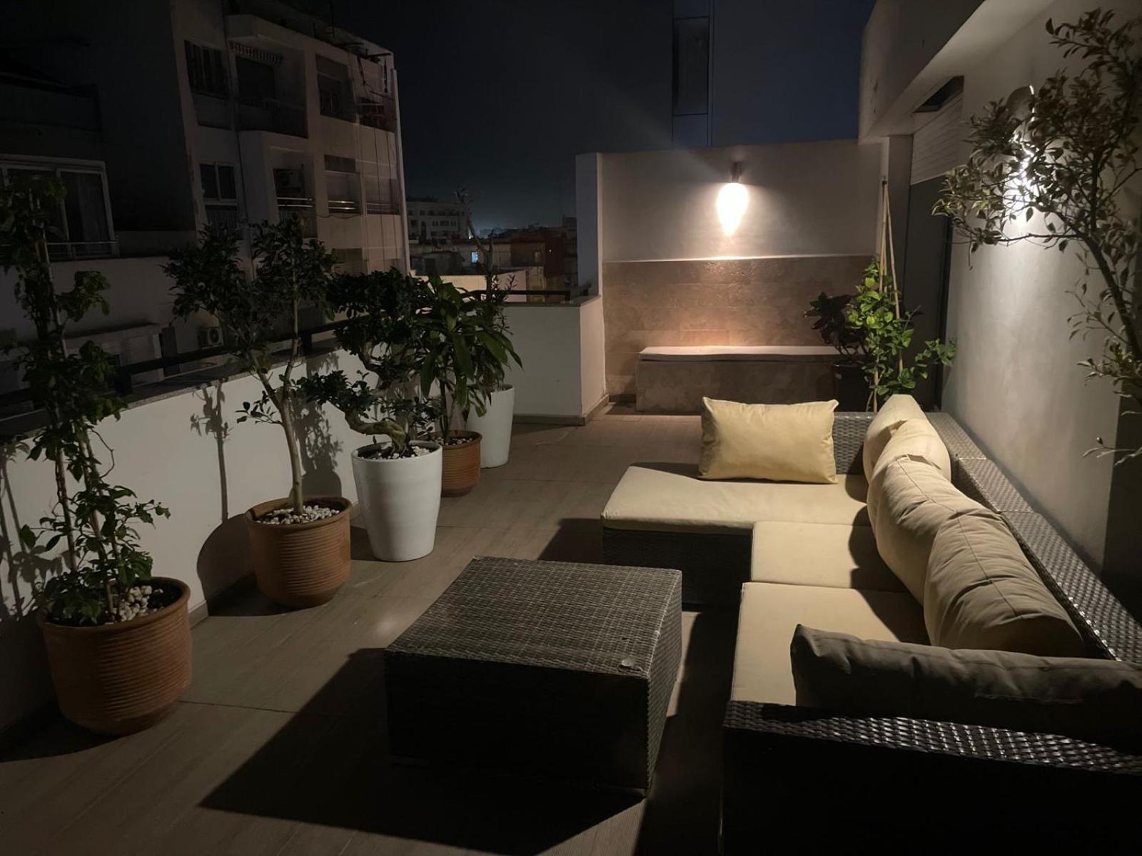 Central, Terrasse, Confortable - Bleue Residence Casablanca Extérieur photo